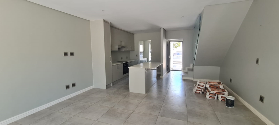 To Let 3 Bedroom Property for Rent in Croydon Western Cape